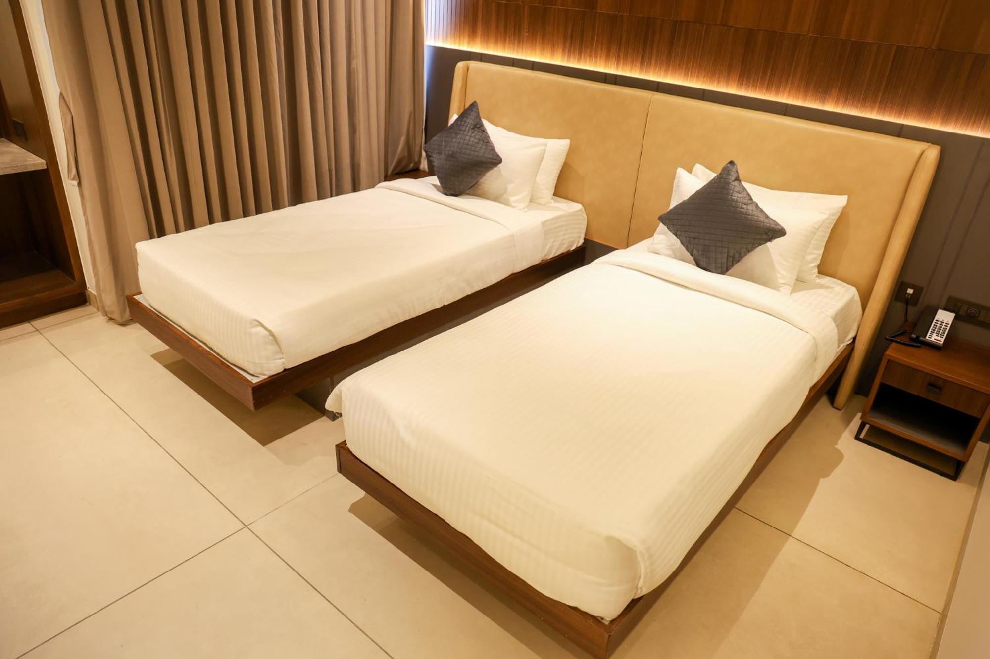 Raga - A Boutique Hotel Белґаум Екстер'єр фото